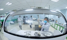 Bình Dương ghi nhận thêm 55 ca dương tính, phun khử trùng trung tâm hành chính tỉnh