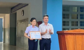 Nữ sinh Bình Dương không tham vàng rơi