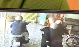Truy bắt nhóm đối tượng dùng súng cướp tiệm vàng ở Bình Dương