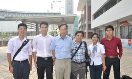 THPT chuyên Amsterdam: Thày và trò đều nhận học bổng Odon Vallet