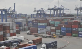 Hàng hóa tại cảng ở TPHCM. Ảnh minh họa.
