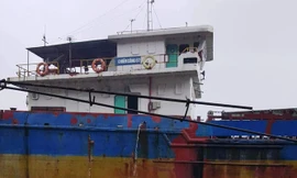 TT-Huế: Cứu hộ thành công tàu chở than đá bị đứt neo trôi ra biển