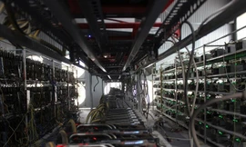 Bên trong chuồng 'trâu cày' Bitcoin trị giá hơn 10 tỷ tại Hà Nội