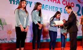 Những suất học bổng đã hỗ trợ, khích lệ tinh thần học tập của sinh viên.