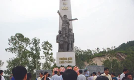 Tượng đài chiến thắng Truông Bồn Ảnh: xuân ba