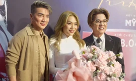 Mỹ Tâm khóc 2 phút trong rạp phim