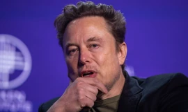 Elon Musk bị kiện