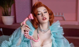 Loạt ca sĩ bị 'sờ gáy'