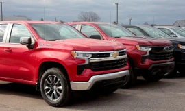 Dân Mỹ 'gánh' hậu quả việc áp thuế ô tô 25% của ông Trump?