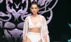 Sắc vóc cô gái 21 tuổi cao 1,78 m trở thành quán quân The Face Vietnam