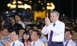 Tổng Bí thư, Chủ tịch nước Tô Lâm dự chương trình nghệ thuật 'Lời Người để lại'