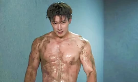 Quân nhân 6 múi trong show sinh tồn gây tranh cãi