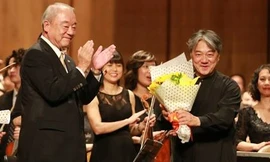 Kết hợp Nhã nhạc cung đình Huế với giao hưởng phương Tây