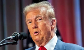 Ông Trump đẩy giá vàng thế giới lên 'đỉnh nóc'