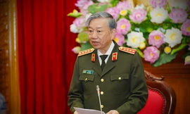 Bộ trưởng Tô Lâm gửi thư khen 6 xã, phường về đích trong việc cấp CCCD 