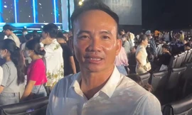 Bố Hoa hậu Huỳnh Trần Ý Nhi: 'Tôi đứng dậy ra ngoài mỗi khi giám khảo gọi tên con'