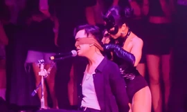 Công ty quản lý rapper Binz xin lỗi sau đêm nhạc gợi dục