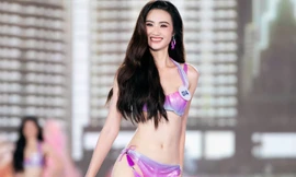 Huỳnh Trần Ý Nhi: Tôi xứng đáng trở thành hoa hậu'