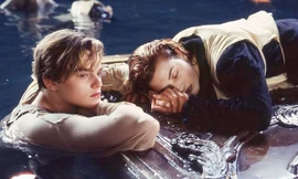 Jack (Leonardo DiCaprio) phải chết trong 'Titanic'
