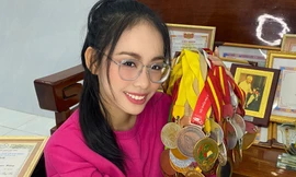 Á hậu Ngọc Hằng có nhiều bằng khen, huy chương võ thuật karatedo