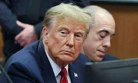 Phim bóc trần ông Donald Trump giữa lúc đối mặt phiên tòa hình sự