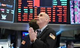 Nhà đầu tư ‘tháo chạy’ khỏi phố Wall 