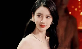 Lý Băng Băng bị chỉ trích vì thì thầm hỏi Huỳnh Hiểu Minh: 'Tôi đẹp hay vợ cũ anh đẹp?'