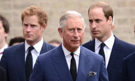 Dấu hiệu rạn nứt của Harry với Vua Charles và William