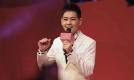 Lâm Chí Dĩnh xuất hiện sau tai nạn vỡ xương mặt