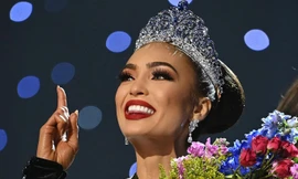 Lùm xùm mua giải của tân Hoa hậu Hoàn vũ