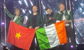 BTC show Westlife tại TPHCM: 'Họp đến 3h sáng xử lý tình trạng khán giả đòi trả vé'