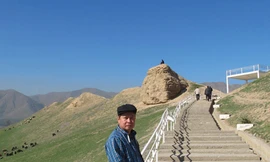 Hồ Anh Thái hiện ở Iran trong nhiệm kỳ làm đại sứ của anh