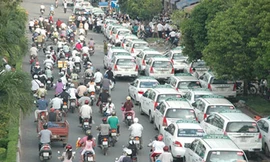 Từ ngày 20-5, Hà Nội có thêm một số tuyến phố cấm taxi giờ cao điểm