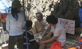 Chồng đòi đốt nhà thầy bói vì vợ tin phán bậy