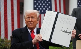 Nhiều nước giận dữ, muốn kiện mức thuế lịch sử của ông Trump