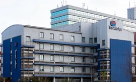 Chuỗi khách sạn nổi tiếng bị ‘tố’ lừa dối khách 