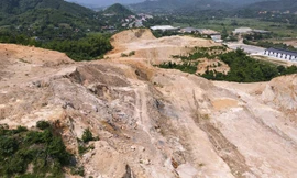 Quả đồi gần 18ha bị xẻ thịt khi chưa được cấp phép. Ảnh: Mạnh Thắng