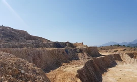  Hiện trường thi công dự án Nhà máy nước Xuân Mai. Ảnh: M.Đ