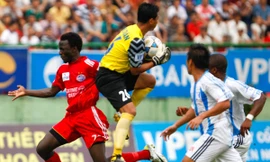 Bóng đá thời loạn