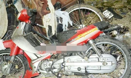 Nổ xe máy ngày cưới, hai người thương vong