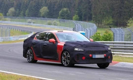 Kia Stinger thế hệ mới bắt đầu chạy thử nghiệm tại Nürburgring