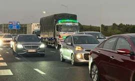 CSGT tạm thời đóng một đoạn đường cao tốc Phan Thiết-Dầu Giây