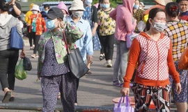 Cơ hội nào cho lao động nữ lớn tuổi mất việc ở TPHCM?