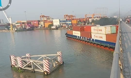 Thiệt hại ban đầu sau vụ tàu 4.600 tấn va vào cầu Đồng Nai