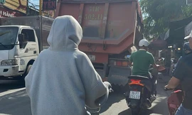 Cận cảnh xe ben tải trọng lớn lưu thông vào đường cấm, giờ cấm ở TPHCM