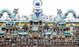 Hai con rồng sống động suốt 325 năm trên mái đình cổ ở Đồng Nai