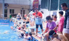 Người thầy 13 năm dạy bơi miễn phí, phòng chống đuối nước cho trẻ em