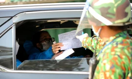 Lực lượng chức năng Lạng Sơn căng mình phòng dịch và đảm bảo trật tự an ninh nơi cửa khẩu