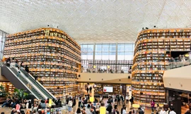 Khám phá thư viện sách khổng lồ dưới lòng đất ở Hàn Quốc