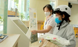 Dịch vụ chuyển phát bưu điện hoạt động ra sao trong mùa dịch?